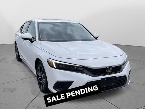 Used 2024 Honda Civic EX-L image 1