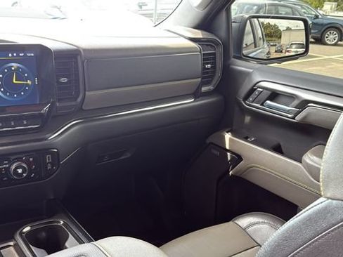 Used 2022 Chevrolet Silverado 1500 ZR2 w/ Technology Package AWD/4WD image 25