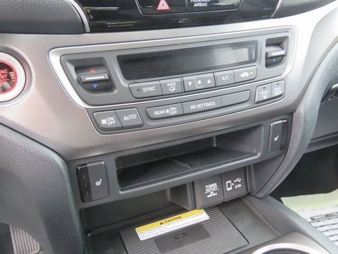 Used 2023 Honda Passport EX-L image 31