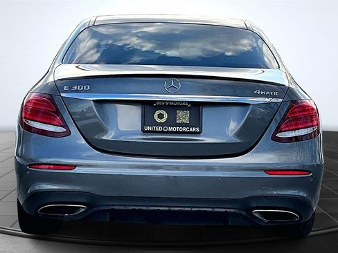 Used 2018 Mercedes-Benz E 300 4MATIC w/ Premium 1 Package image 5