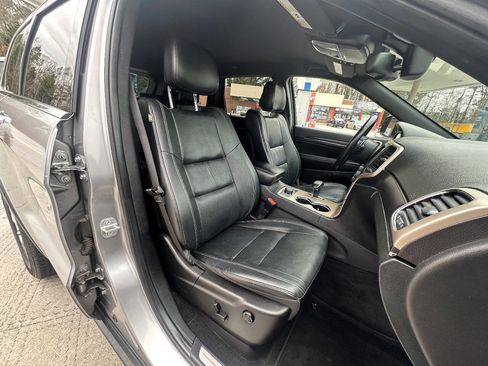 Used 2014 Jeep Grand Cherokee Limited image 10