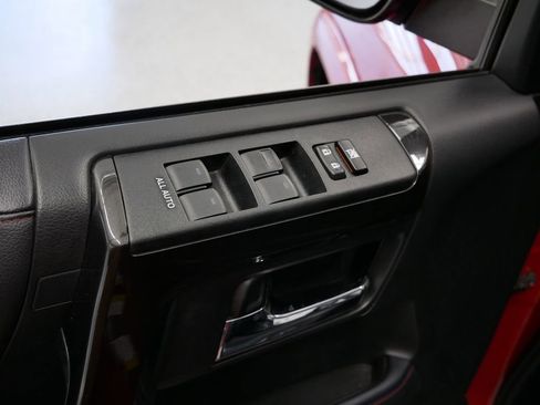 Used 2024 Toyota 4Runner TRD Off-Road Premium image 6