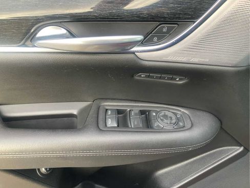 Used 2021 Cadillac XT5 Premium Luxury image 12