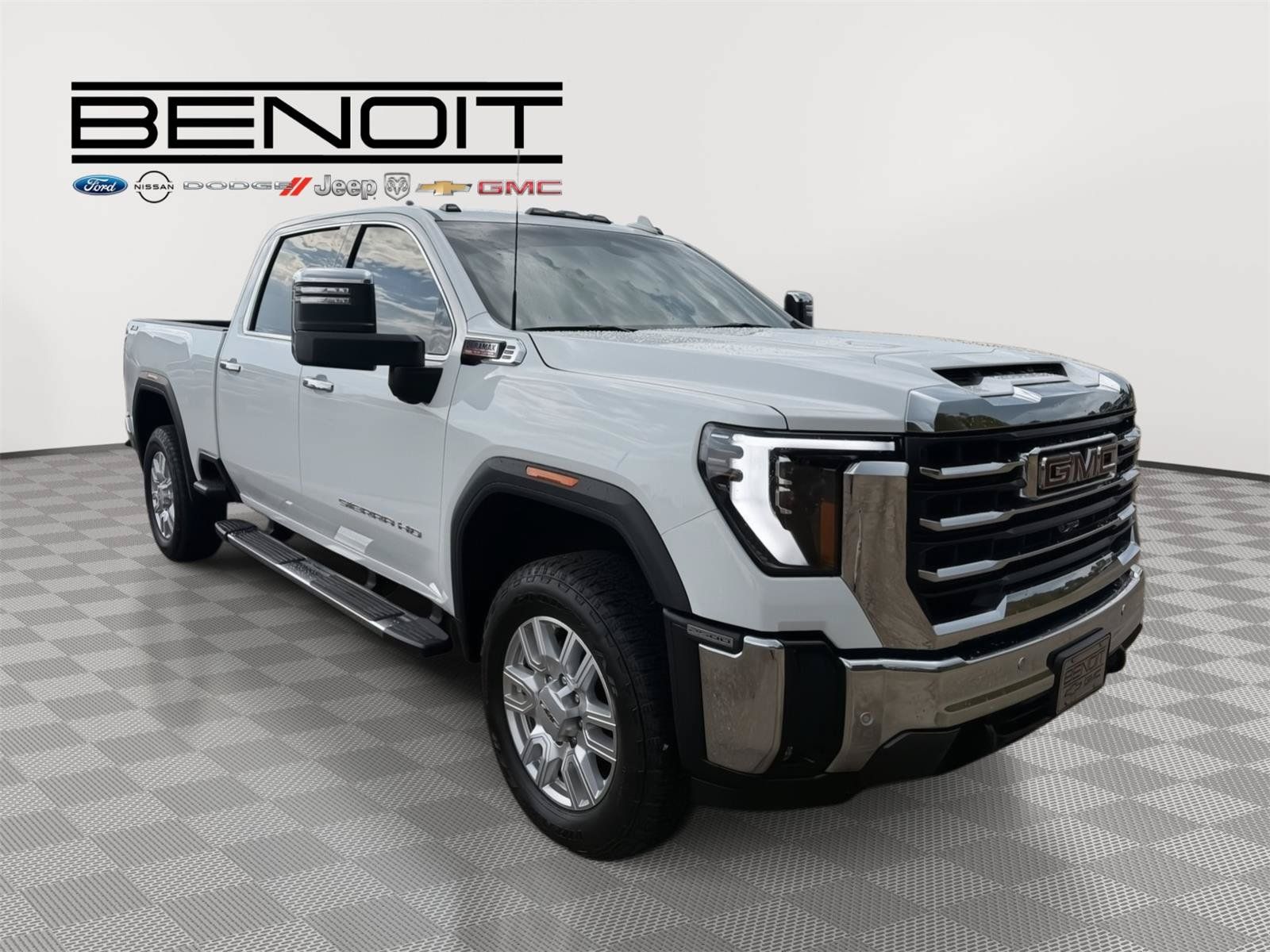 Used 2024 GMC Sierra 2500 SLT w/ SLT Premium Package AWD/4WD image 7
