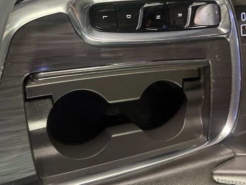 Used 2023 Buick Enclave Premium w/ Experience Buick Package image 17