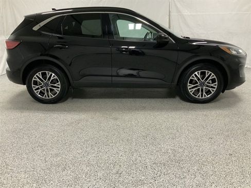 Used 2020 Ford Escape SEL image 4