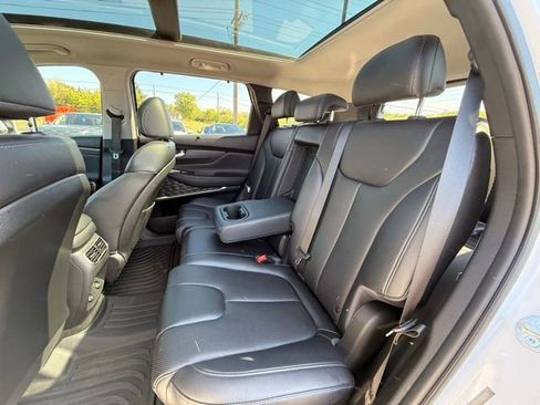 Used 2023 Hyundai Santa Fe SEL Premium AWD/4WD image 17