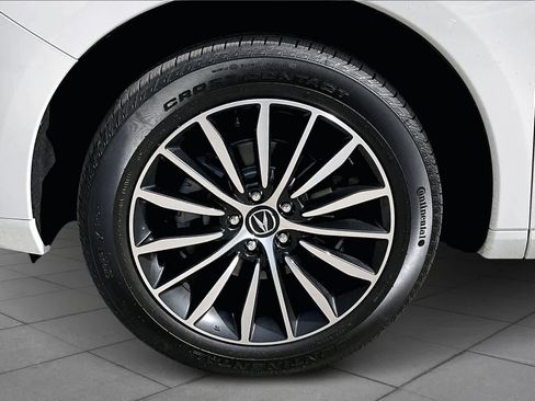 Certified 2026 Acura RDX SH-AWD w/ Advance Package image 11