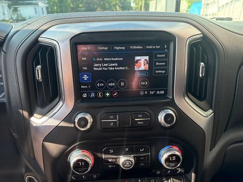 Used 2022 GMC Sierra 2500 SLT AWD/4WD image 19