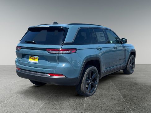 New 2026 Jeep Grand Cherokee Limited AWD/4WD image 5