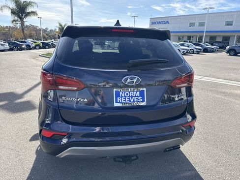 Used 2018 Hyundai Santa Fe Sport image 4