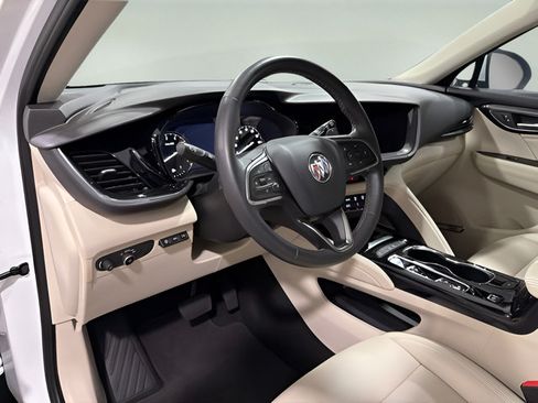 Used 2022 Buick Envision Essence w/ Technology Package I FWD image 10