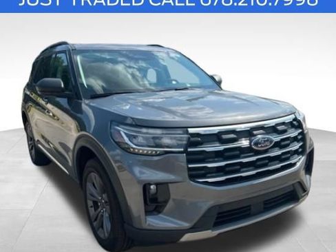 Used 2025 Ford Explorer Active w/ Active Comfort Package AWD/4WD image 1