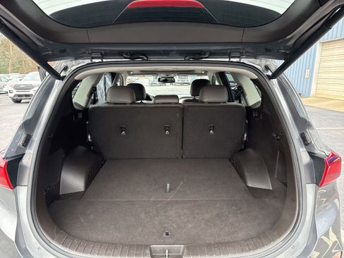 Used 2020 Hyundai Santa Fe SEL w/ Convenience + Premium Package image 18
