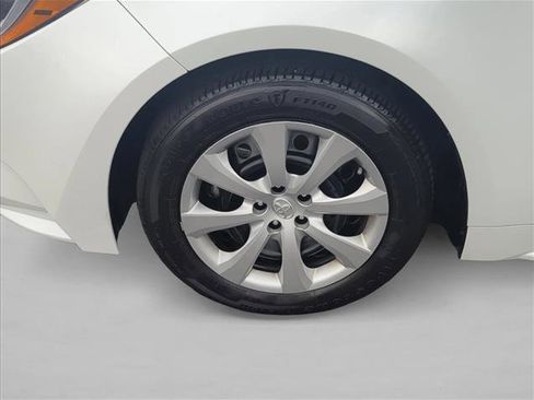 Certified 2025 Toyota Corolla LE image 26