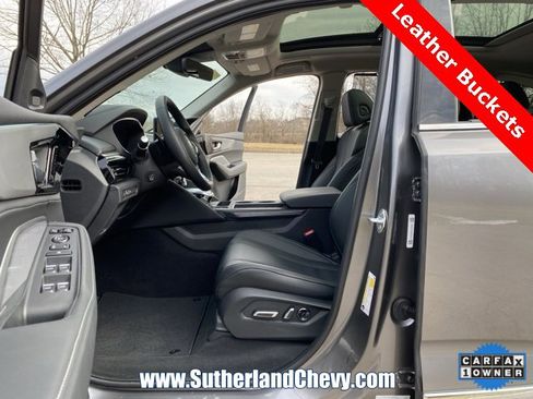 Used 2025 Acura MDX w/ Technology Package image 16