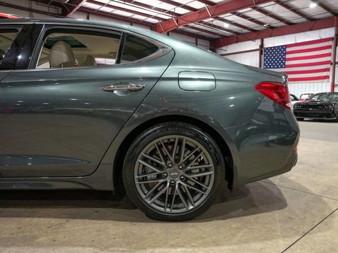 Used 2019 Genesis G70 3.3T Design AWD/4WD image 5