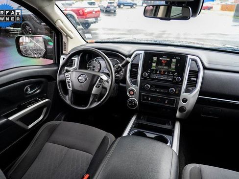 Used 2021 Nissan Titan SV w/ SV Convenience Package image 19