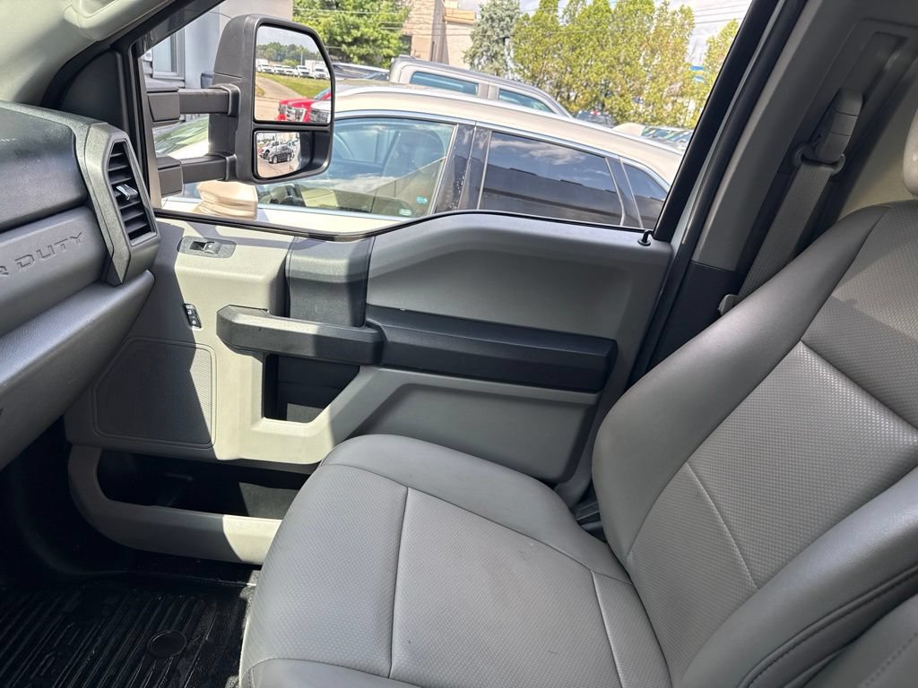 Used 2019 Ford F550 4x4 Regular Cab Super Duty image 21