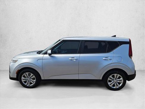 Used 2020 Kia Soul LX FWD image 9