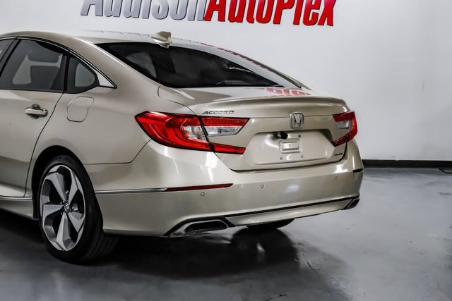 Used 2018 Honda Accord Touring image 18