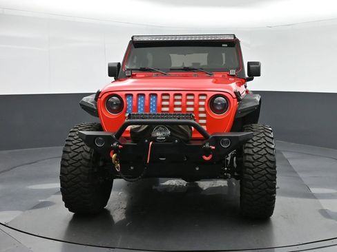 Used 2022 Jeep Wrangler Sport image 2