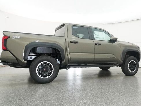 New 2025 Toyota Tacoma TRD Off-Road image 26