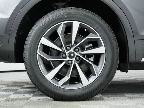 Certified 2023 Audi Q5 2.0T Premium Plus w/ Premium Plus Package image 10