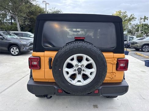 Used 2021 Jeep Wrangler Islander image 23
