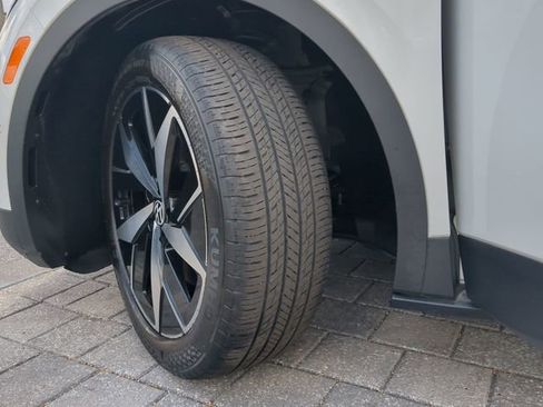 Certified 2023 Volkswagen ID.4 Pro S RWD image 36