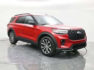 New 2026 Ford Explorer ST-Line video 1