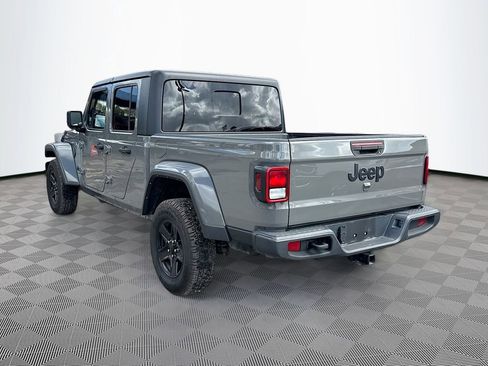 Used 2021 Jeep Gladiator Sport image 7