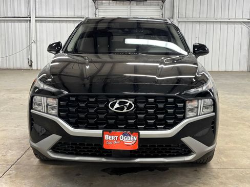 Used 2023 Hyundai Santa Fe SE FWD image 2