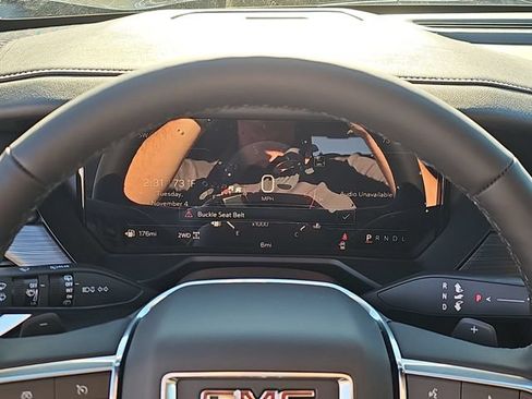 New 2026 GMC Acadia Elevation w/ LPO, Floor Liner Package AWD/4WD image 11