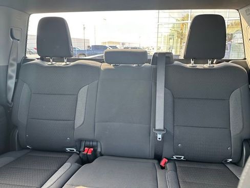 Used 2024 GMC Sierra 3500 SLE w/ SLE Value Package image 32