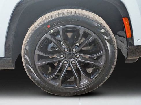 New 2026 Jeep Grand Wagoneer L Summit w/ Rear Seat Video Group I image 9