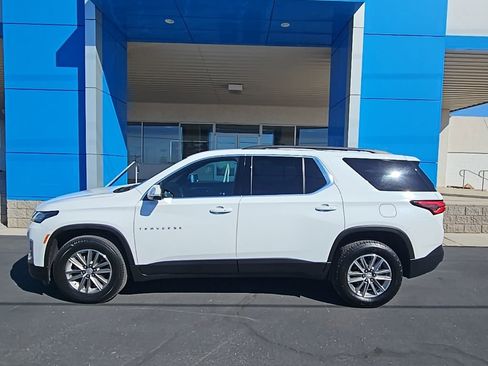 Used 2023 Chevrolet Traverse LT image 6
