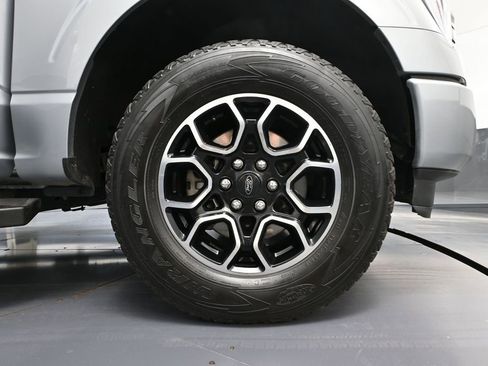 Used 2022 Ford F150 XLT w/ Equipment Group 302A High AWD/4WD image 18