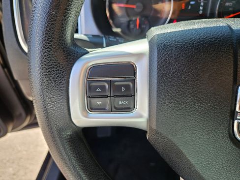Used 2012 Dodge Charger SE RWD image 17