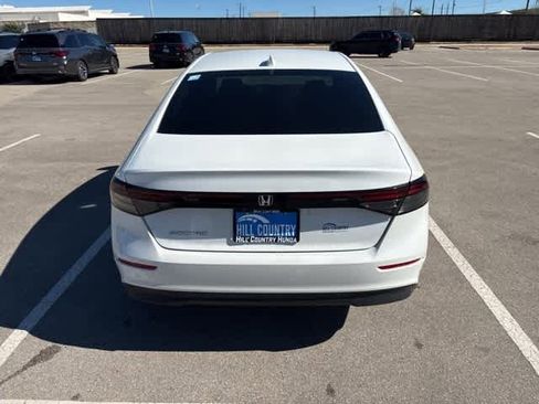 Certified 2025 Honda Accord LX image 4