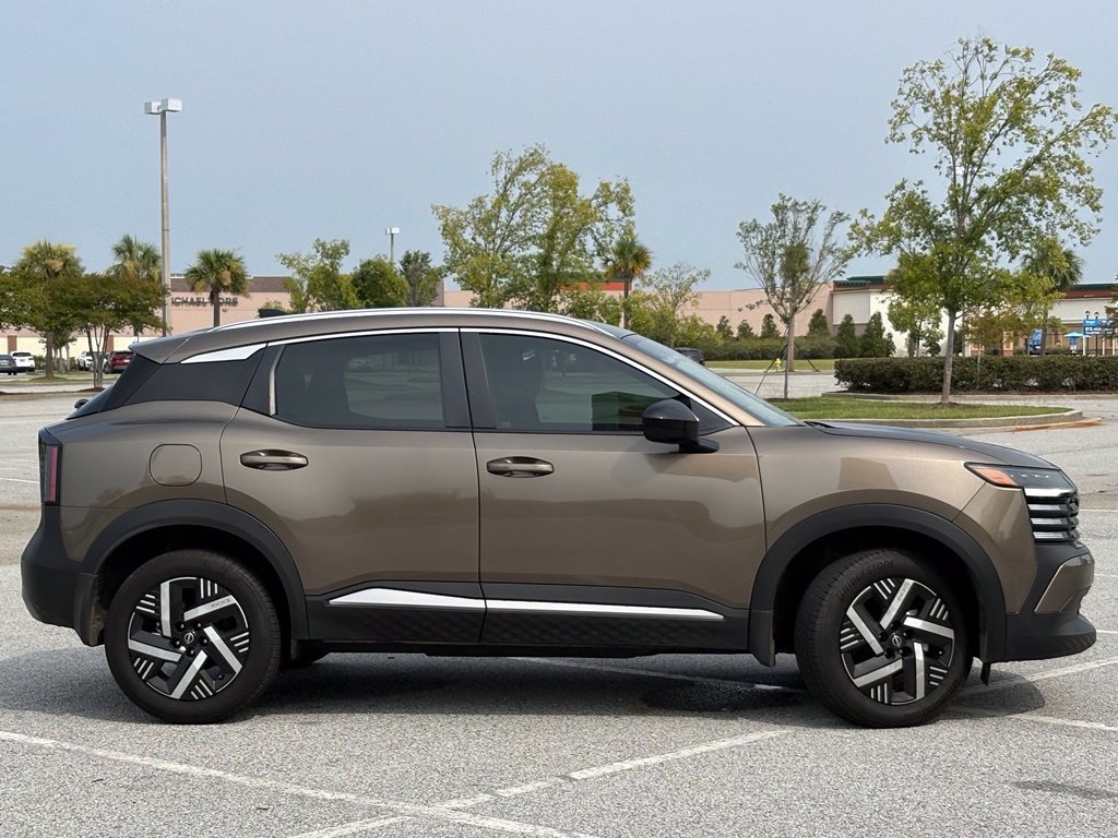 Used 2026 Nissan Kicks SV AWD/4WD image 9
