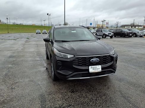 Used 2025 Ford Escape ST-Line AWD/4WD image 4