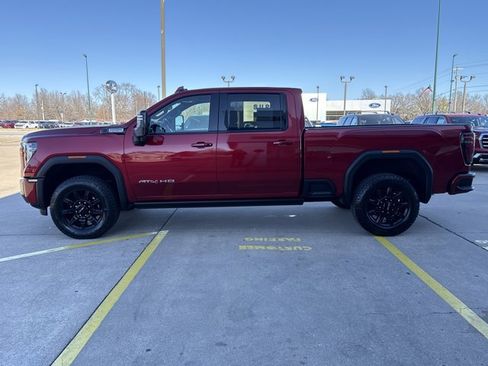 Used 2024 GMC Sierra 2500 AT4 w/ AT4 Premium Plus Package image 8