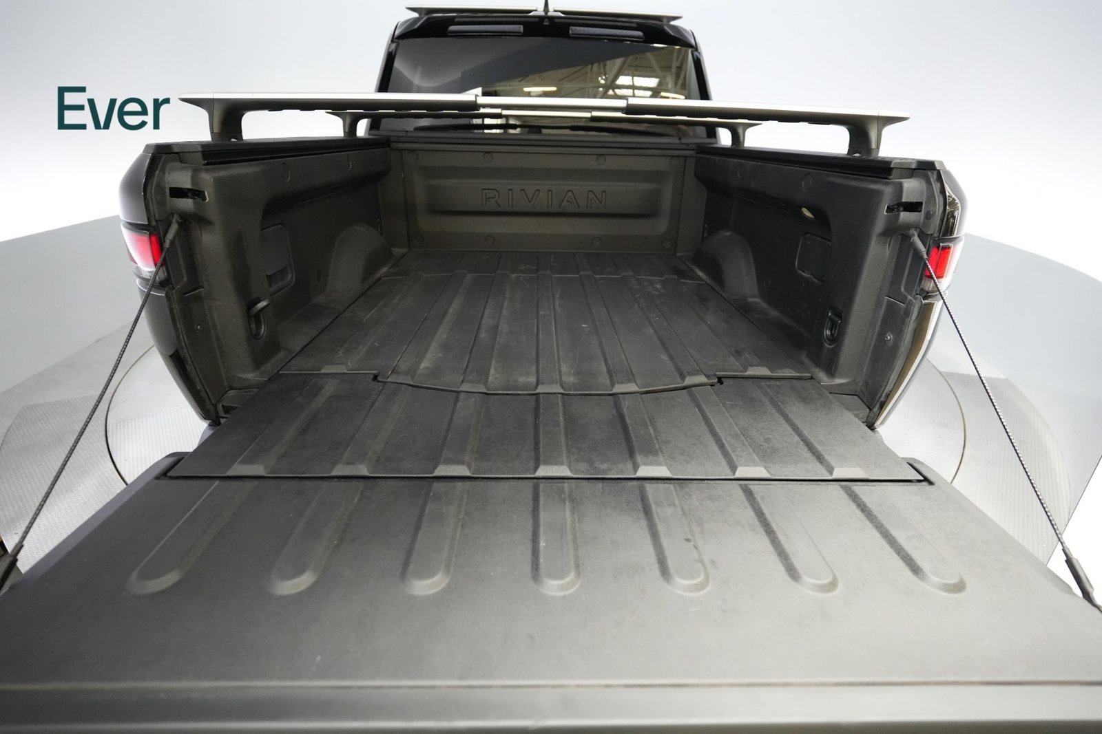 Used 2022 Rivian R1T Adventure AWD/4WD image 8
