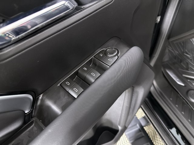 New 2026 Chevrolet Colorado Z71 w/ Technology Package AWD/4WD image 25