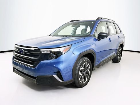 Used 2025 Subaru Forester w/ Convenience Package #1 AWD/4WD image 1