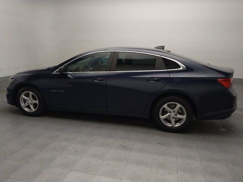 Used 2018 Chevrolet Malibu LS w/ LPO, Convenience Package 1 FWD image 3