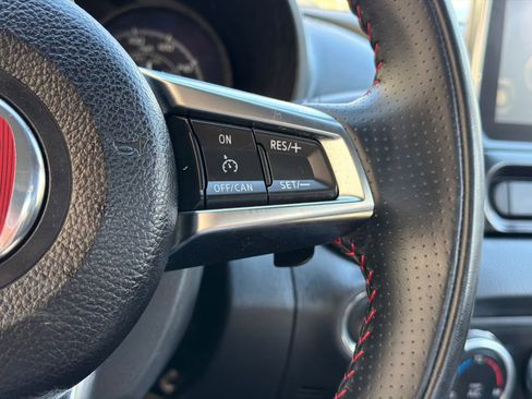 Used 2017 FIAT 124 Spider Abarth RWD image 17