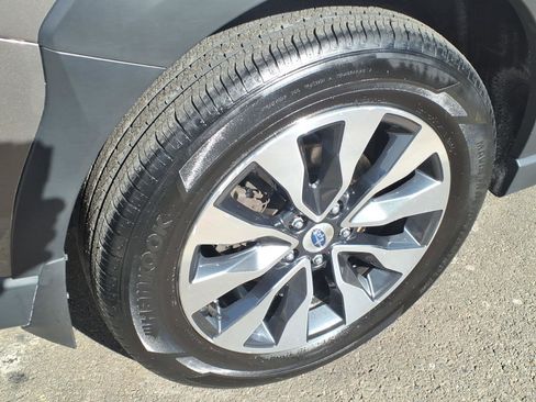 Certified 2023 Subaru Outback Limited image 6