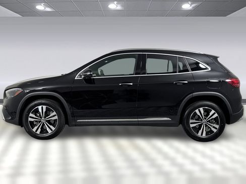 Certified 2026 Mercedes-Benz GLA 250 image 2